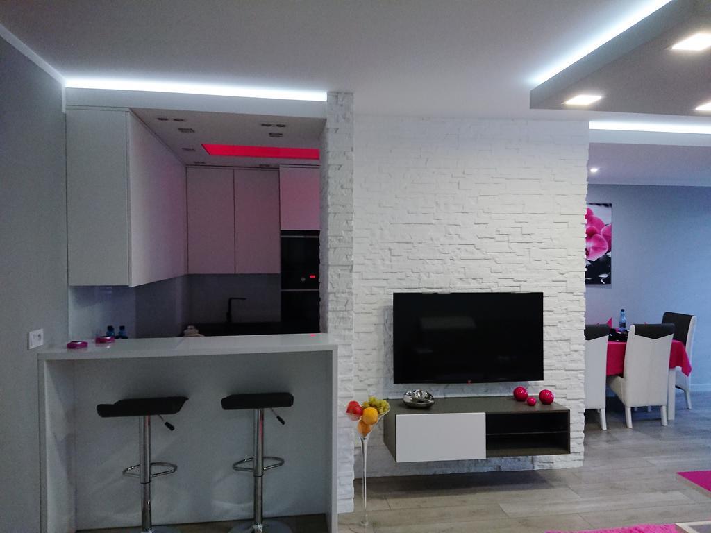 キェルツェApartament Exclusiveアパートメント エクステリア 写真